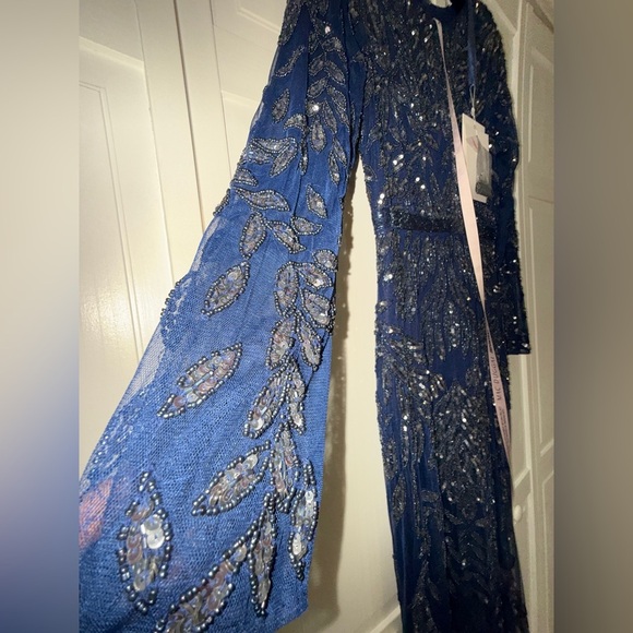 NWT | Mac Duggal 6023 Midnight Long Sleeve Neckline Embellished Gown Size 6 - Picture 7 of 11